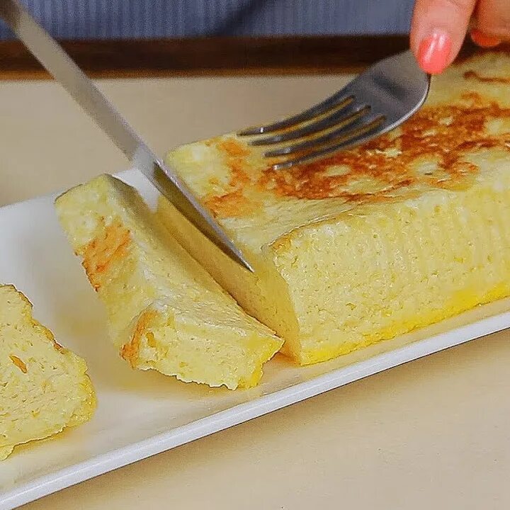 Омлет как в детстве. Как сделать пышный омлет как в детском саду. как сделать воздушный омлет на сковороде. омлет высотой в метр. омлет как желе.
