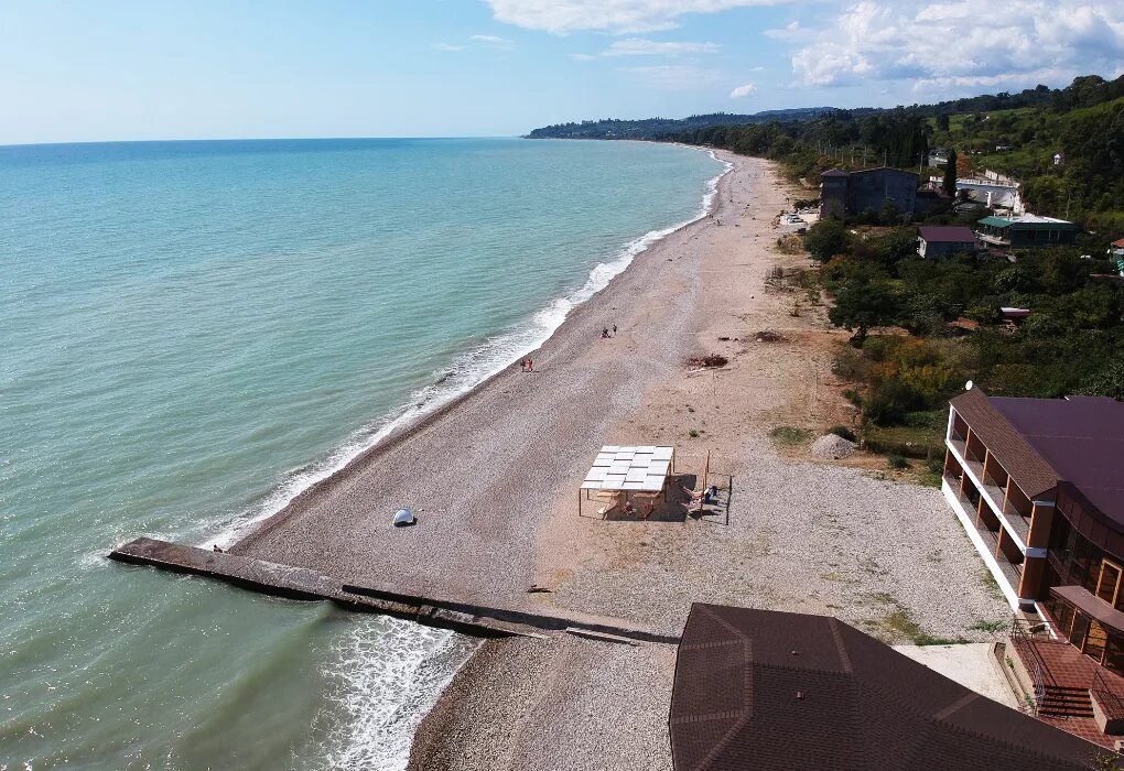 Камарит курортный комплекс. Гостиница родина абхазия новый афон. Абхазия новый афон отель камарит. Новый афон абхазия отели на берегу моря. Green terrace абхазия новый афон.