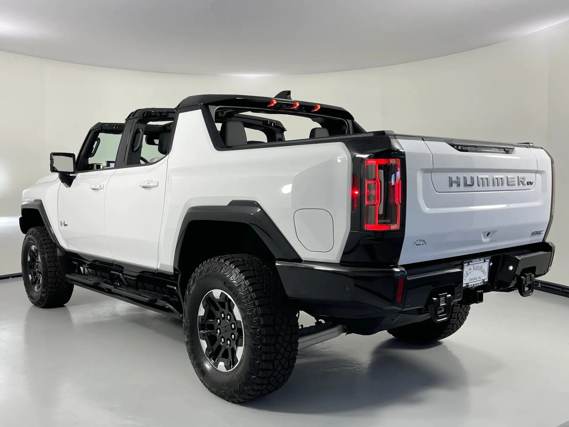 Хаммер ев. GMC Hummer ev 2022. Хаммер ev 2022. GMC Hummer ev Pickup 2022. Hummer ev 6x6.