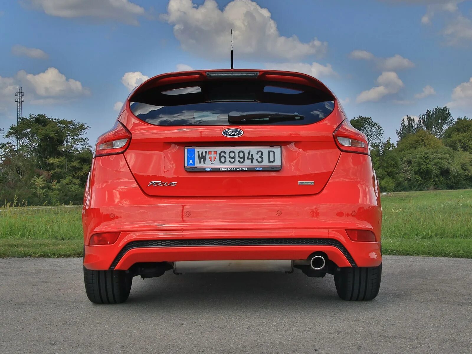 Фокус 3 St line. Ford Focus St line. Ford Focus 4 St line. Ford Focus 3 St line универсал. Форд лайн