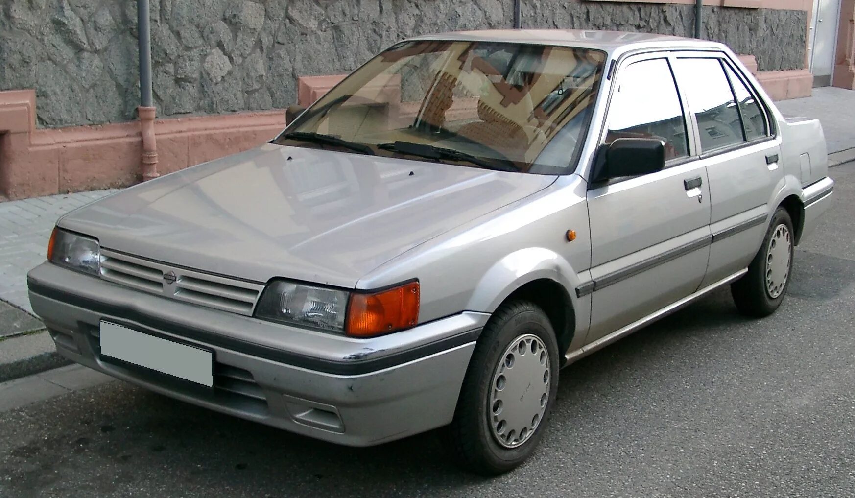 Ниссан санни годы выпуска. Nissan Sunny n12. Nissan Sunny 1986 седан. Ниссан Санни 90 года. Ниссан Санни 1.6 1991.