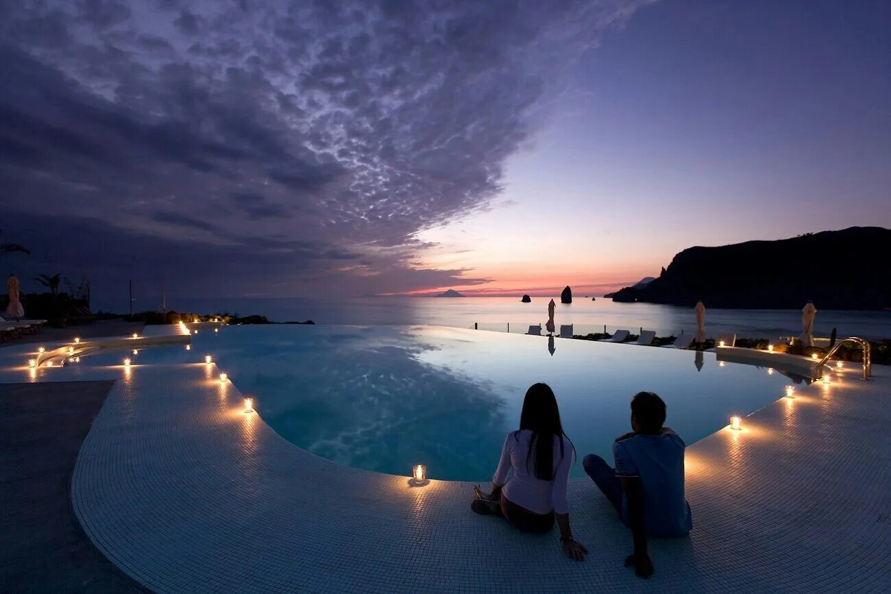 Более романтично. Красивые романтические места. Красивое романтичное место. Вечер на море. Море романтика.