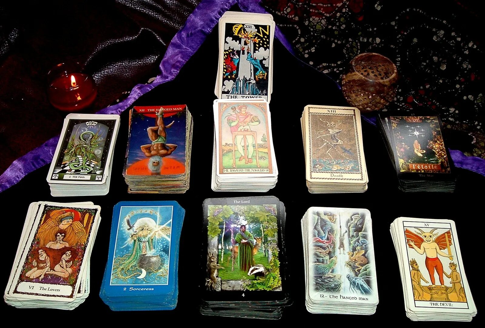 Колода таро. Карты Таро "для начинающих". Нео Таро колода. Tarot Deck Таро. Разные колоды Таро.