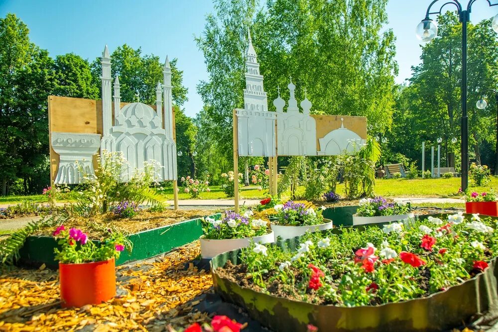 Парк в клину. Сестрорецкий парк в клину. парк вальс цветов клин. демьяново клин цветочный парк. городские клумбы.