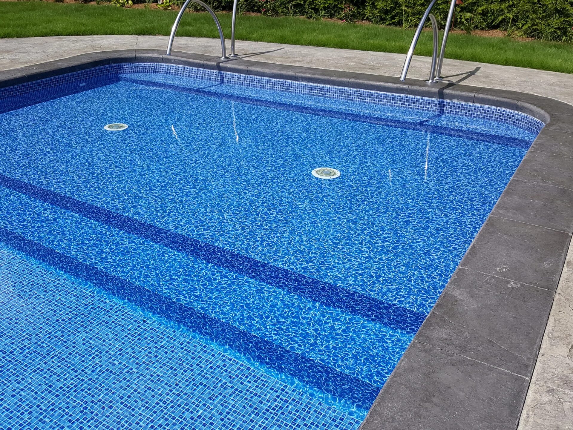 Купить плавательный бассейн. Pool Liner. Пул лайн бассейны. Liner Floating Pool. Мини плавательный бассейн на 1 дорожку.