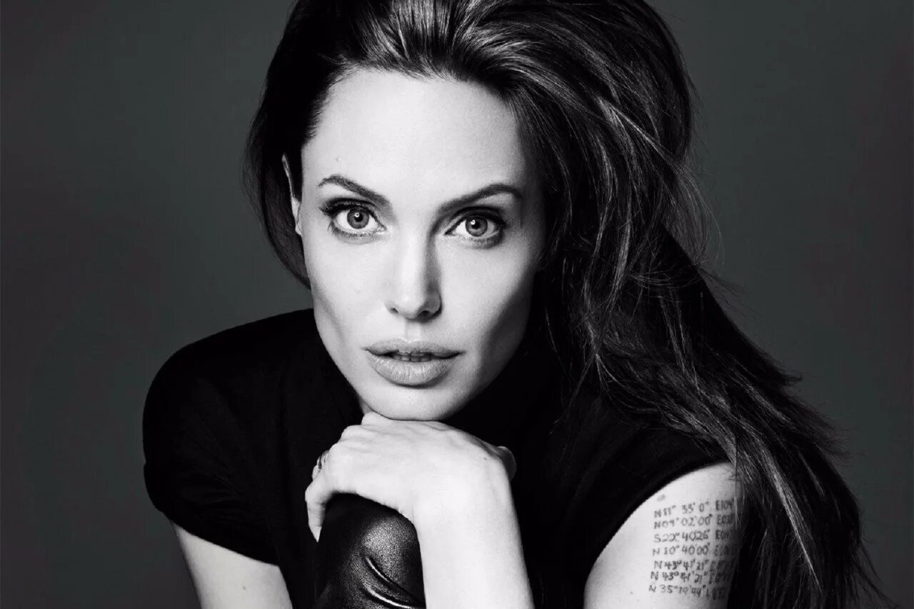 Фотосессии звезд. Анджелина Джоли. Анджелина Джоли Войт. Анджелина Джоли фото. Анджелина Джоли фотосессия.