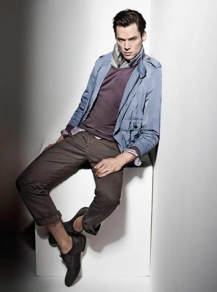 Матиас лауридсен торс. Armani jeans 2015. Массимо дутти. Дизайнер одежды мужчина. Повседневная мужская одежда.