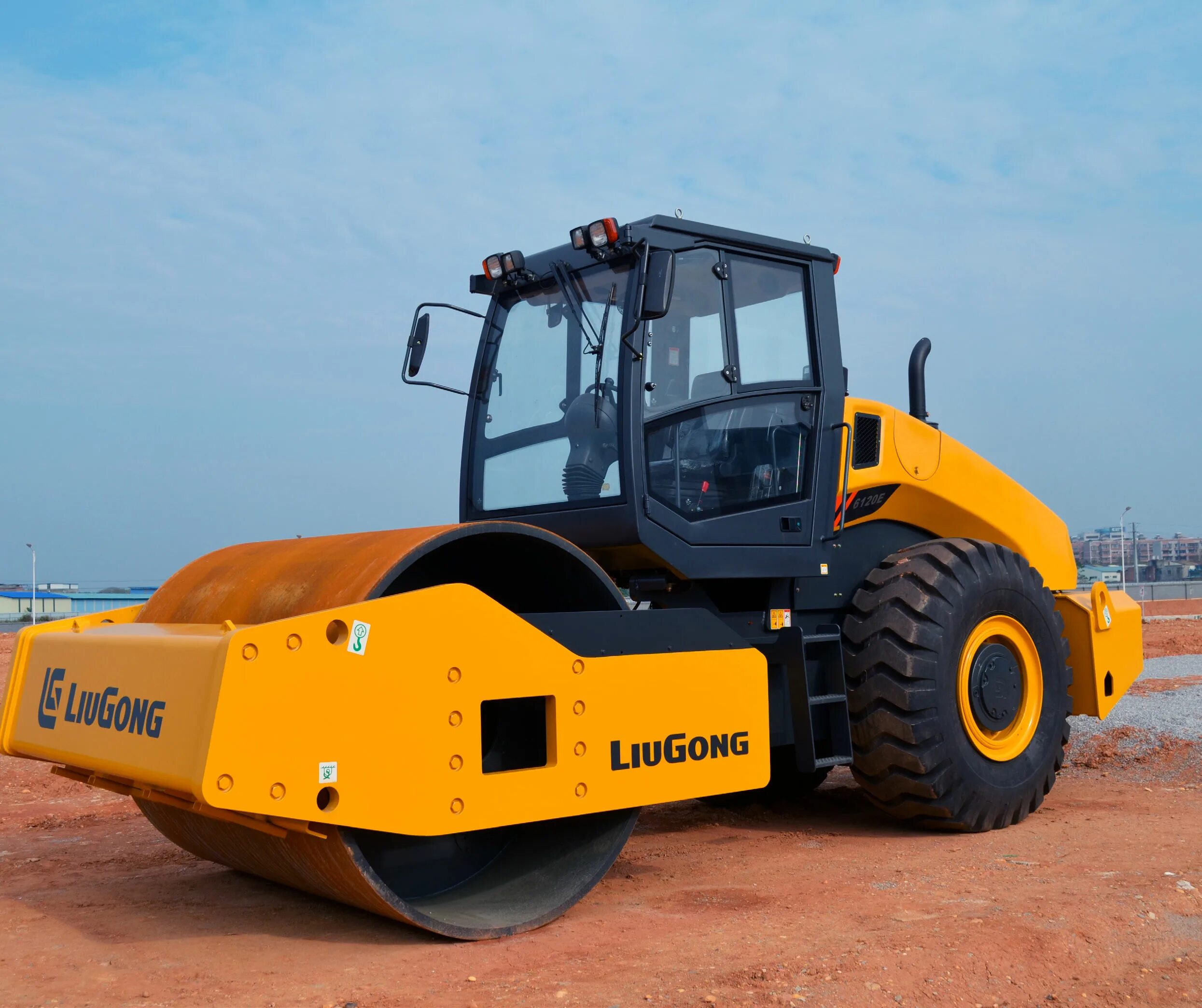 Грунтовый каток liugong 614h. Liugong 6032e. Каток liugong clg 6620e. 6208e liugong. Каток грунтовый liugong clg 6612e.