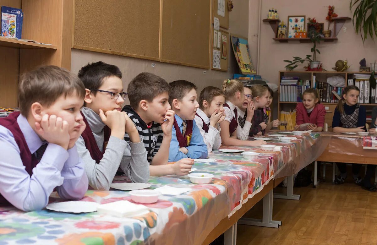 мероприятия в школе. фото мероприятий в школе. необычные мероприятия в школе. фоторепортаж со школьного мероприятия. школьные мероприятия.