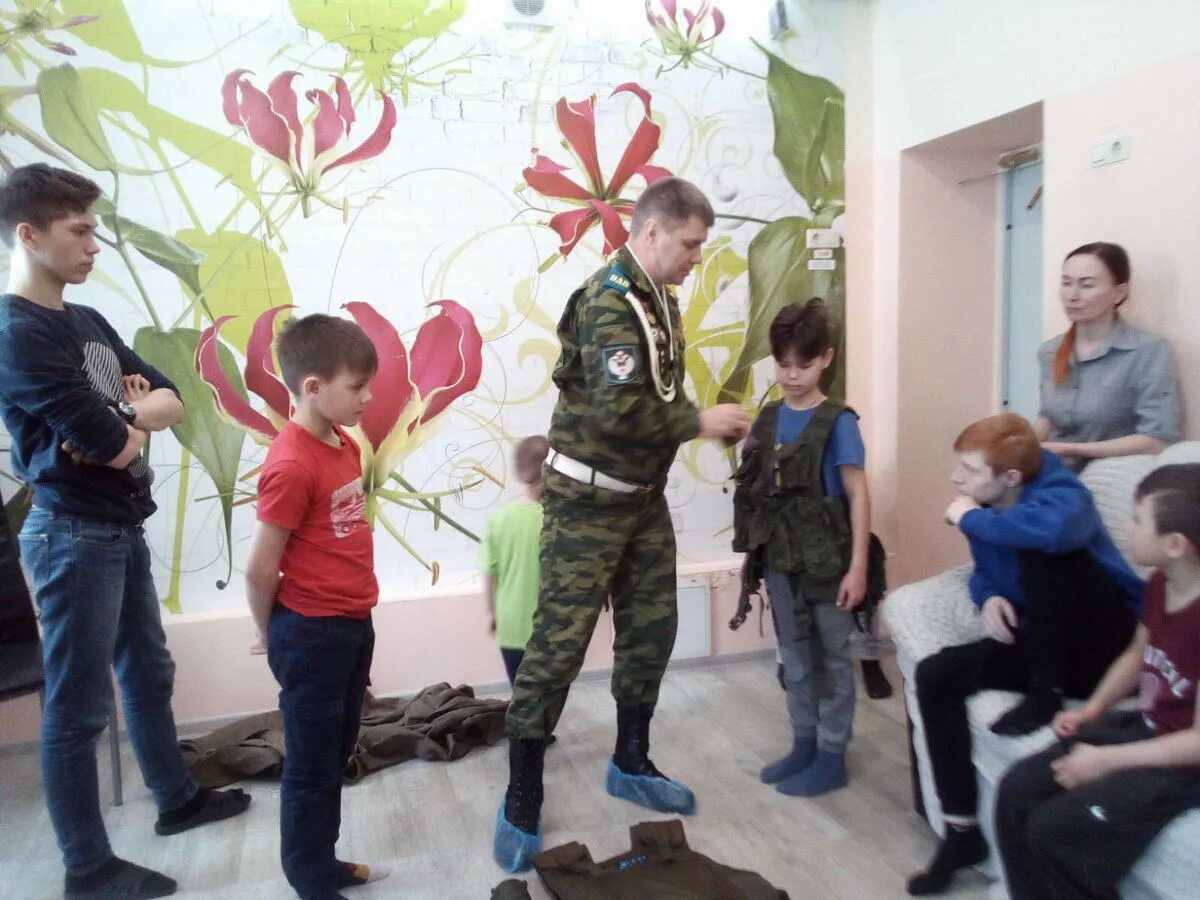 Зимняя форма вдв вкпо. Союз десантников удмуртии лебедев алексей. Саша вдв дом 2. Дом десант. Братство десанта (сериал 2012) постер.