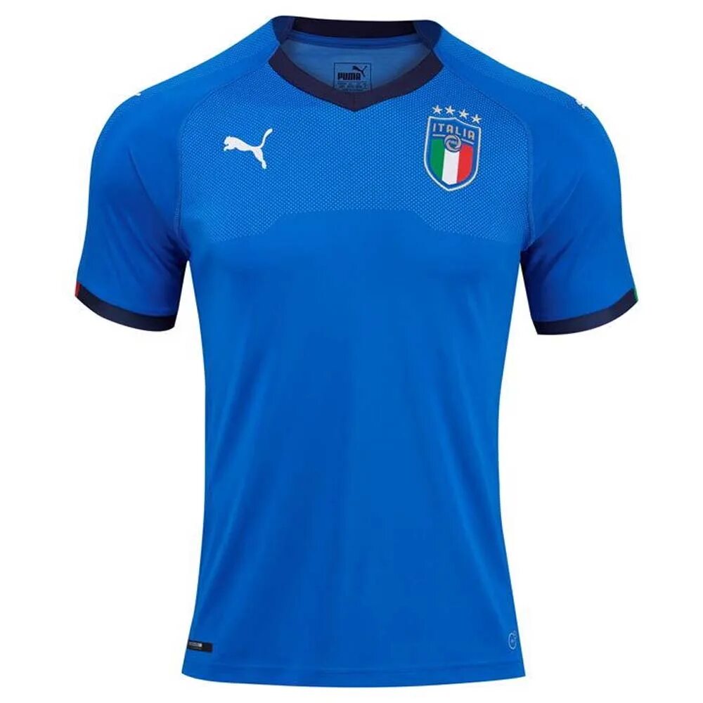 Купить футболку сборной. Футболка Пума FIGC Italia. Puma FIGC Italia Shirt. Пума футбольная форма 2018. Сборная Италии форма Пума.