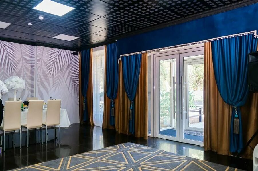 кафе гранат ярцево. кафе гранат нерюнгри. гранат кафе астрахань. астрахань кафе гранат астрахань на яблочкова. кафе на яблочкова астрахань.