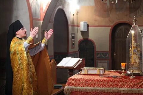 Перед литургией
