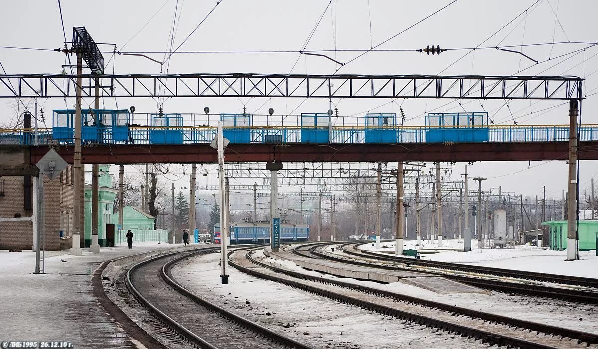 Остановка ртищево. Татищево (станция). Станция Татищево Саратовская область. Вокзал Татищево Саратовская область. ЖД станция Татищево.