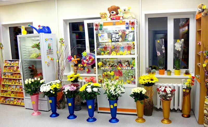 Флориска сыктывкар печорская. Цветы эжва. Цветочные магазины сыктывкар. Цветочный магазин цветофор. Эжва цветы.