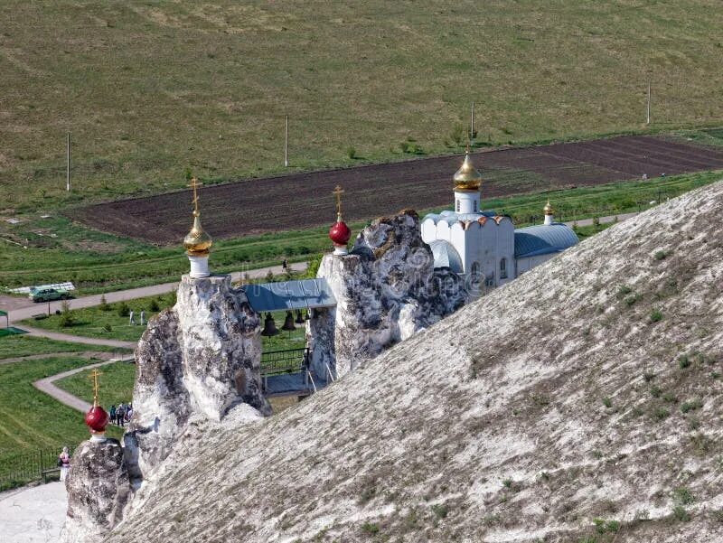 Спасский храм костомарово. Люблинская 2 костомарово. Костомаровский монастырь. Гуслецко спасский женский монастырь. Костомаровский спасский монастырь.