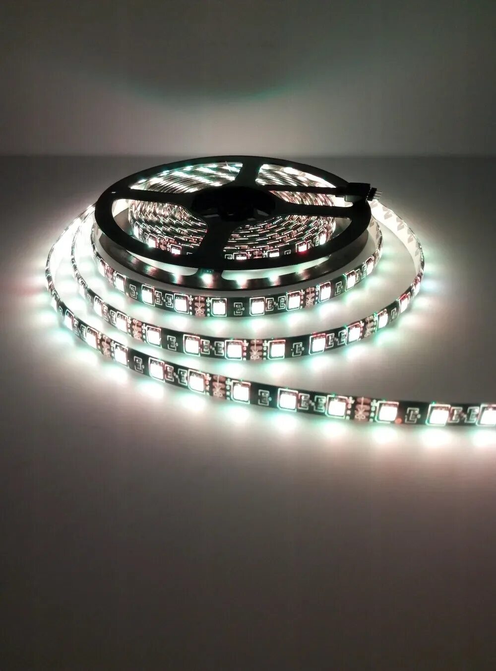 Светодиодная лента RGB 5050. РГБ лента 5050. Лента RGB led 12v. Светодиодная лента 5050 dc5v.