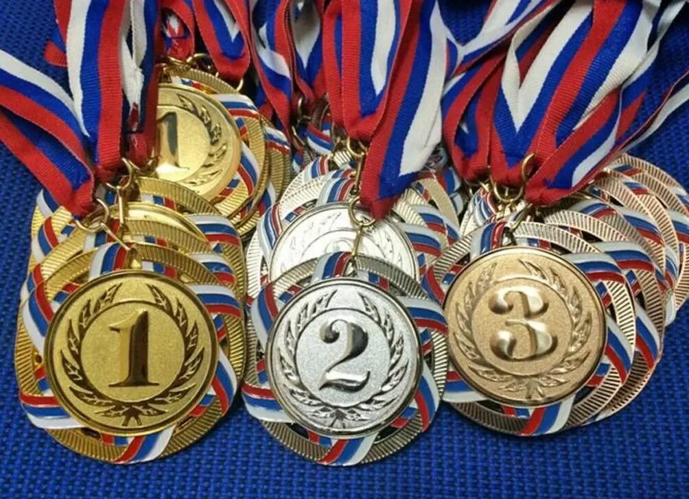 Sports medals. Медали спортивные. Медали наградные спортивные. Медаль спорт. Спортивные награды медали.