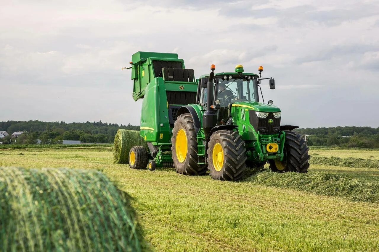 Трактор джон дир john deere. Deere трактор. Трактор колесный john deere 6175m. John deere 7r 2021. John deere трактор.