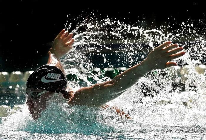Сергей киврин и андрей голованов. Спортивный фотограф сергей киврин. Сергей киврин фоторепортер. Производственный календарь 2009. Работа 2009 год.