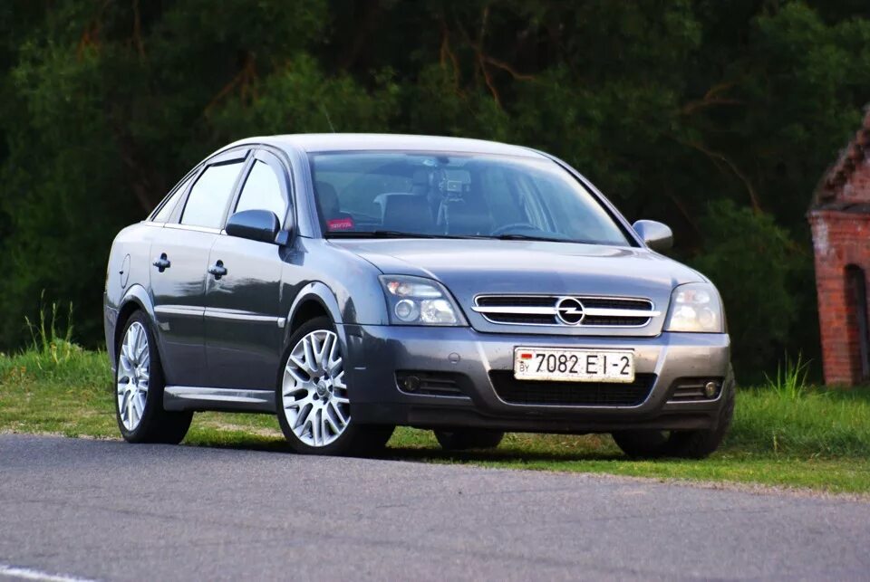 Опель вектра 2004 купить. Опель Вектра 2004. Opel Vectra c 2004. Опель Вектра с 2.2 2004. Опель Вектра 2004 года.