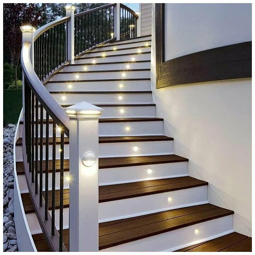 Лестница. Stairslight автоматическая подсветка лестниц. Подсветка лестницы на ступенях. Подсветка ступенек на лестнице. Подсветка лестницы в частном доме.
