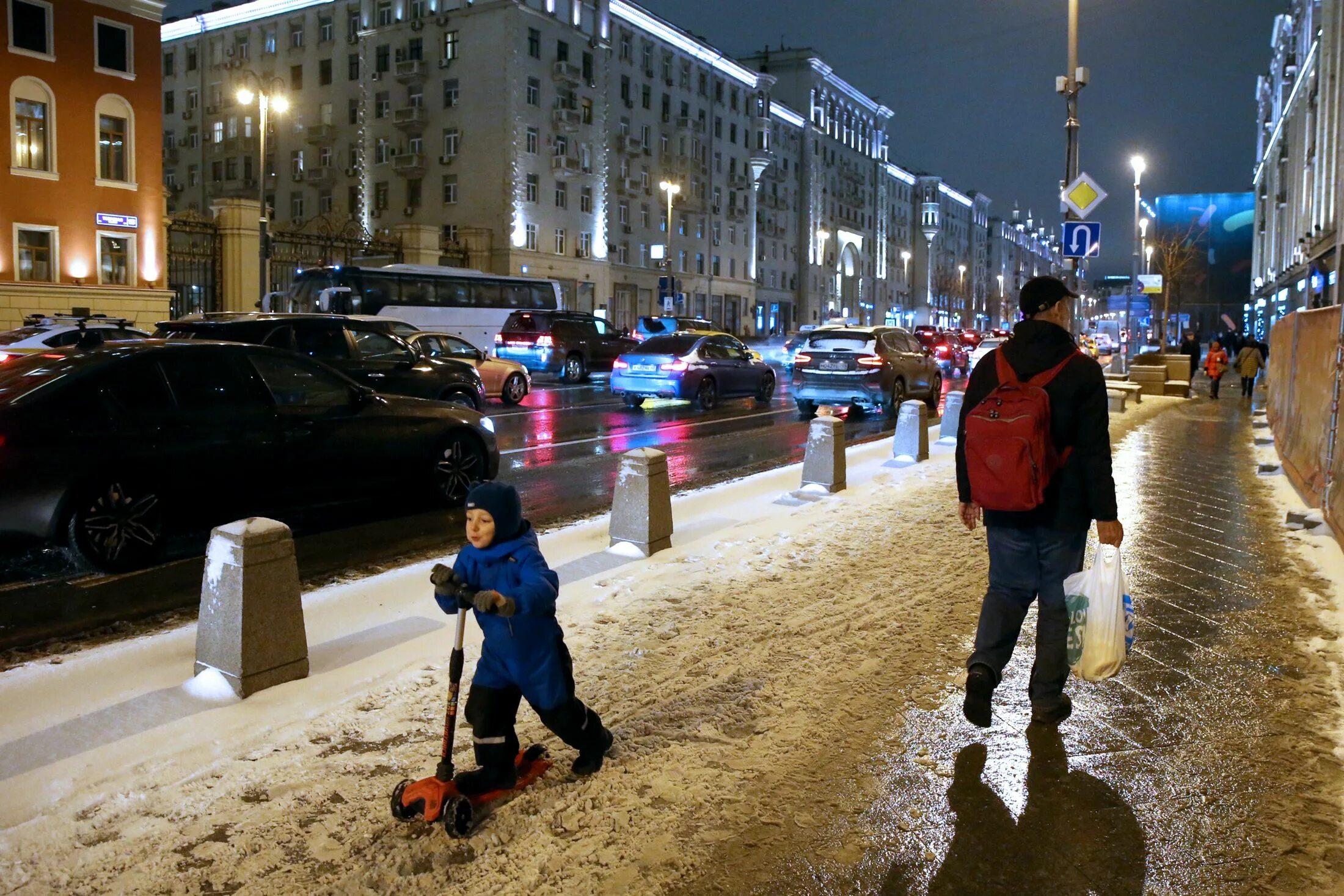 Главные новости москвы на сегодня. Обстановка в Москве сейчас. Погода в Москве сейчас фото. Москва погода сегодня новости. Новости Москва сейчас.