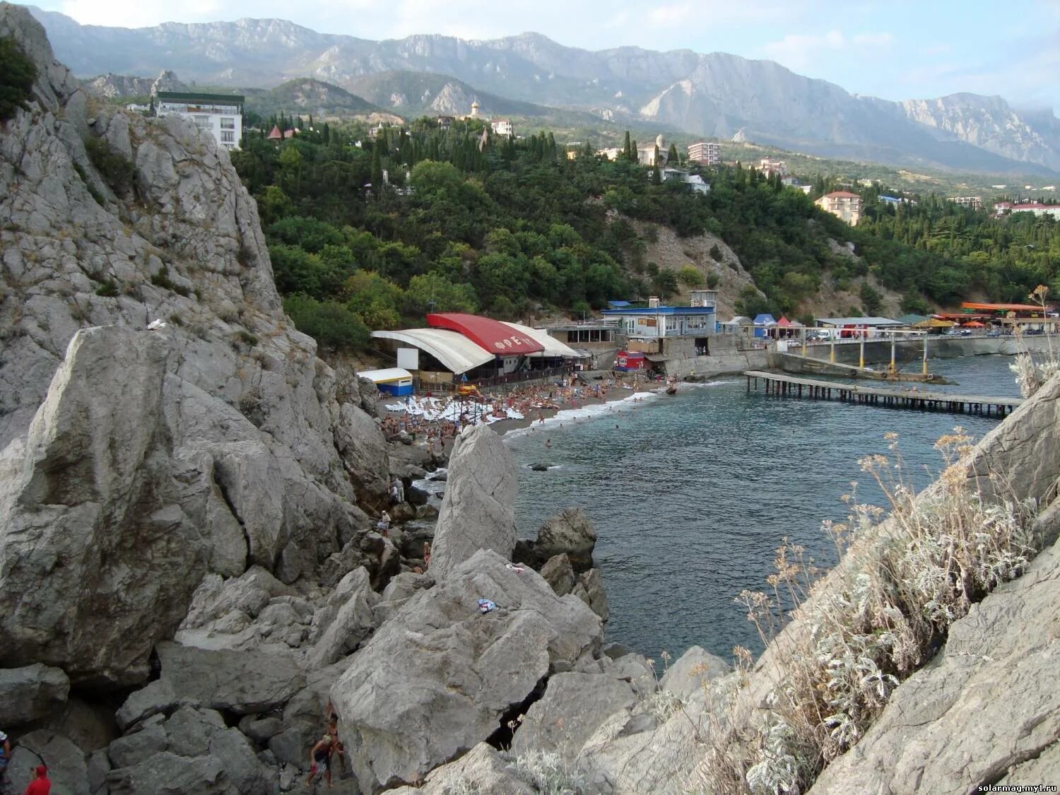 Отзыв о Санаторий "Горное солнце" (Крым, Алупка) Крошечный пляж санатория "Горно