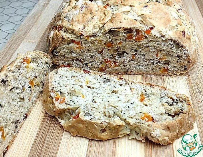 Хлеб с курагой. Хлеб с орехами. хлеб с курагой и орехами. хлеб с черносливом и курагой. хлеб с курагой черносливом и орехами.