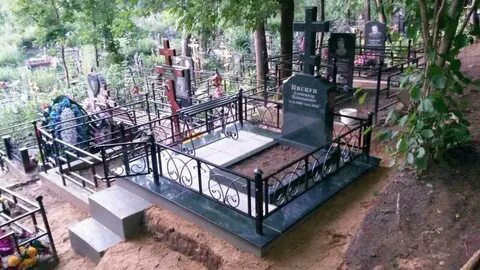 Сколько лет могилы на кладбище