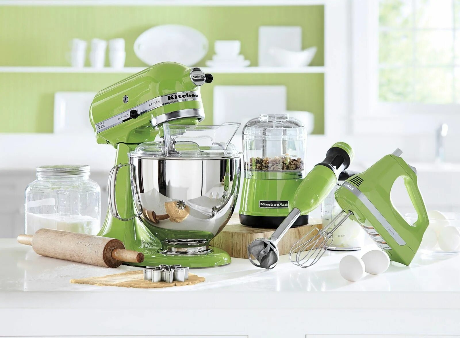Техника для кухни сайт. Кухонная техника. Kitchenaid техника для кухни. Зеленая техника для дома. Китчен эйд зеленый.