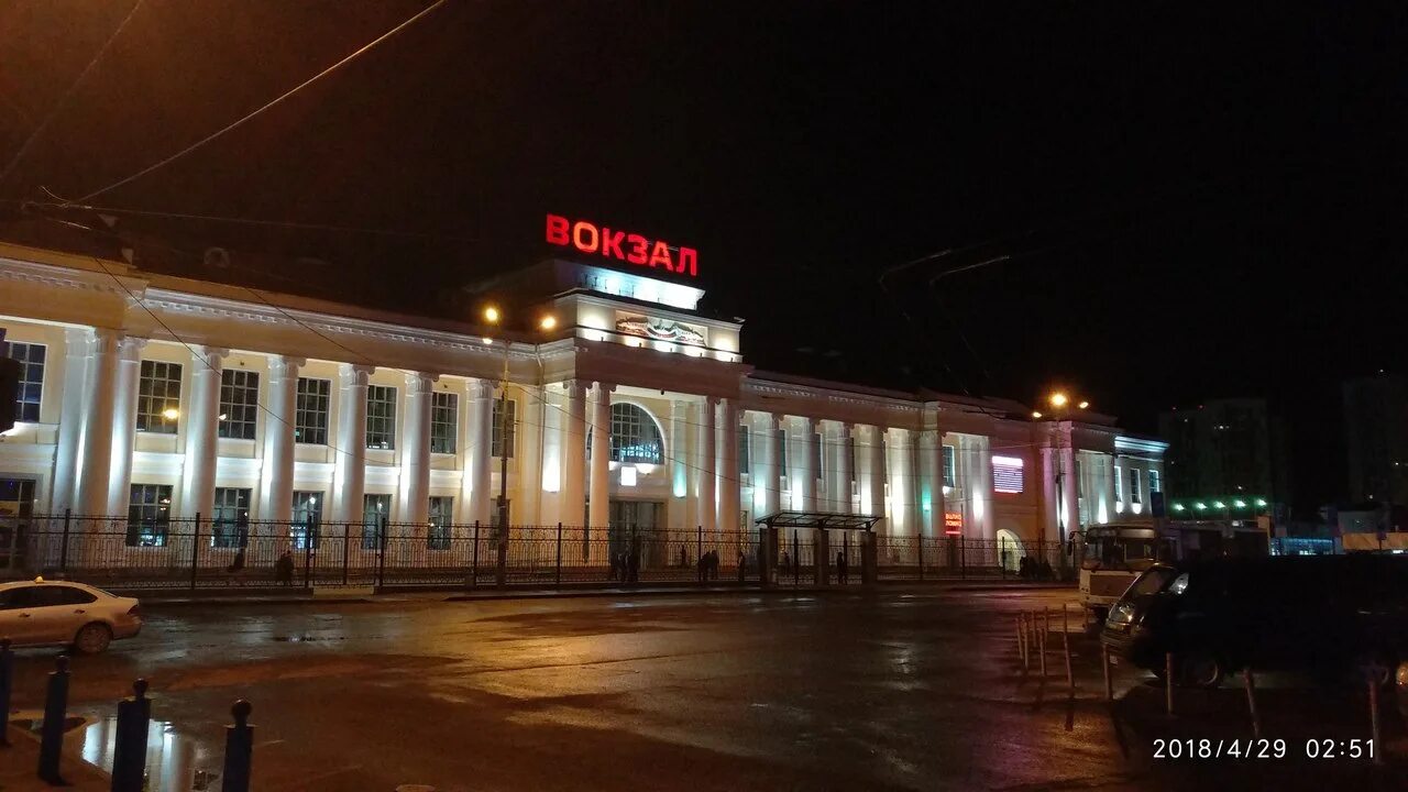 Вокзал екатеринбург пассажирский. Жд вокзал екб. Северный жд вокзал екатеринбург. Жд вокзал свердловск пассажирский. Екатеринбург ржд станция.