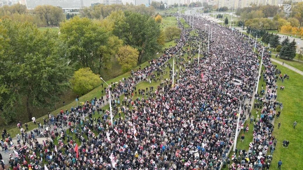 Марш протеста в Минске 25 октября. Митинги в Белоруссии 2021. Митинг в Минске 2020. Митинги в белоруссии