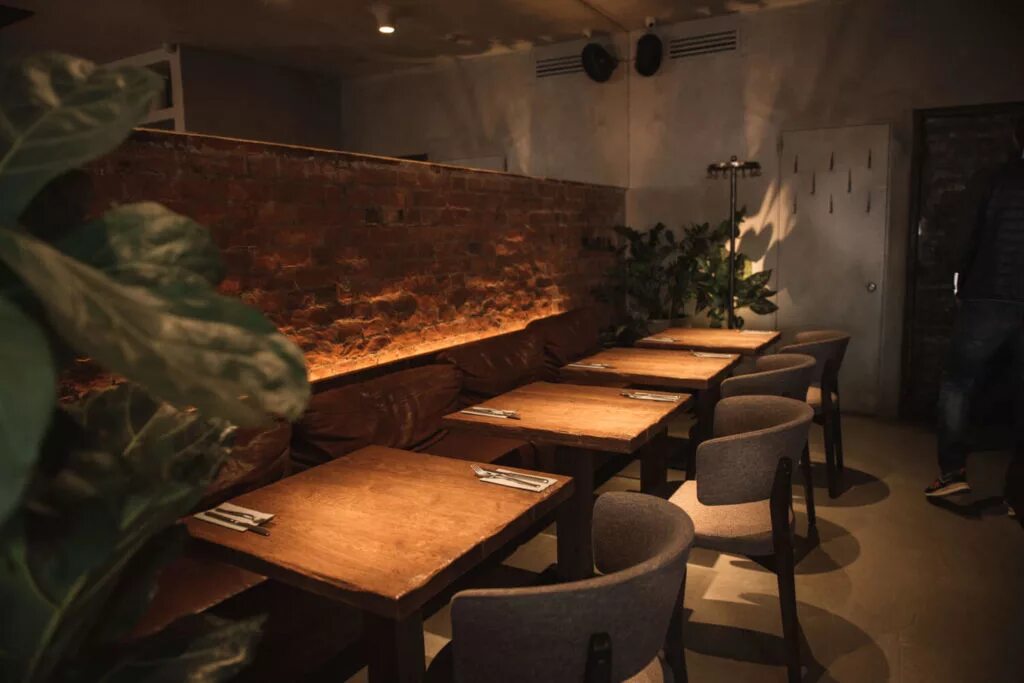 Кафе данте на кузнецком мосту. Ресторан dante kitchen bar. Данте китчен бар. Данте бар москва на кузнецком. Dante ул кузнецкий мост 3 стр 2.