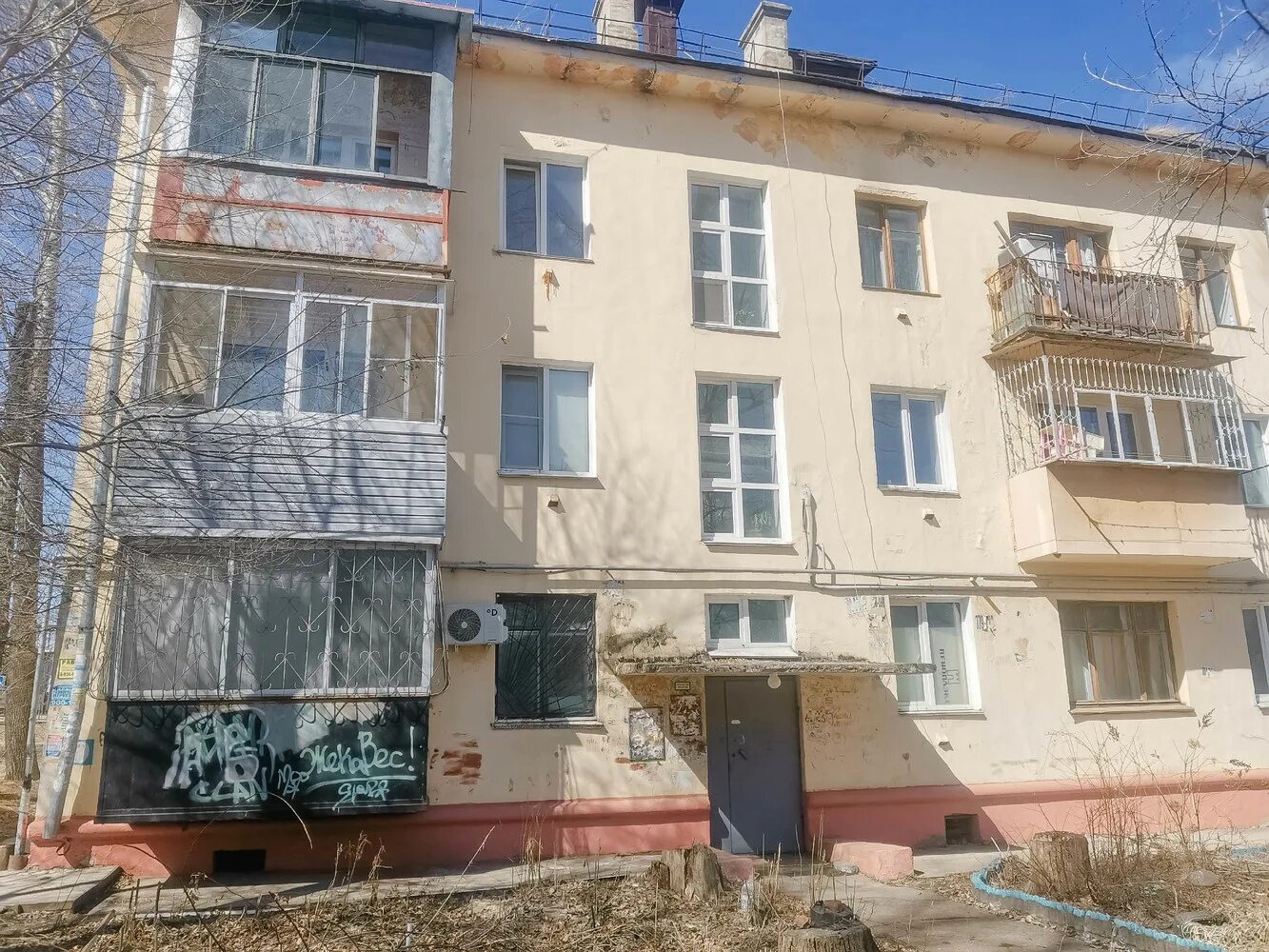 Слободской переулок 6с4 лофт. Сталинки в хабаровске. Запарина 155 хабаровск. Сталинки фото. Цековский дом.
