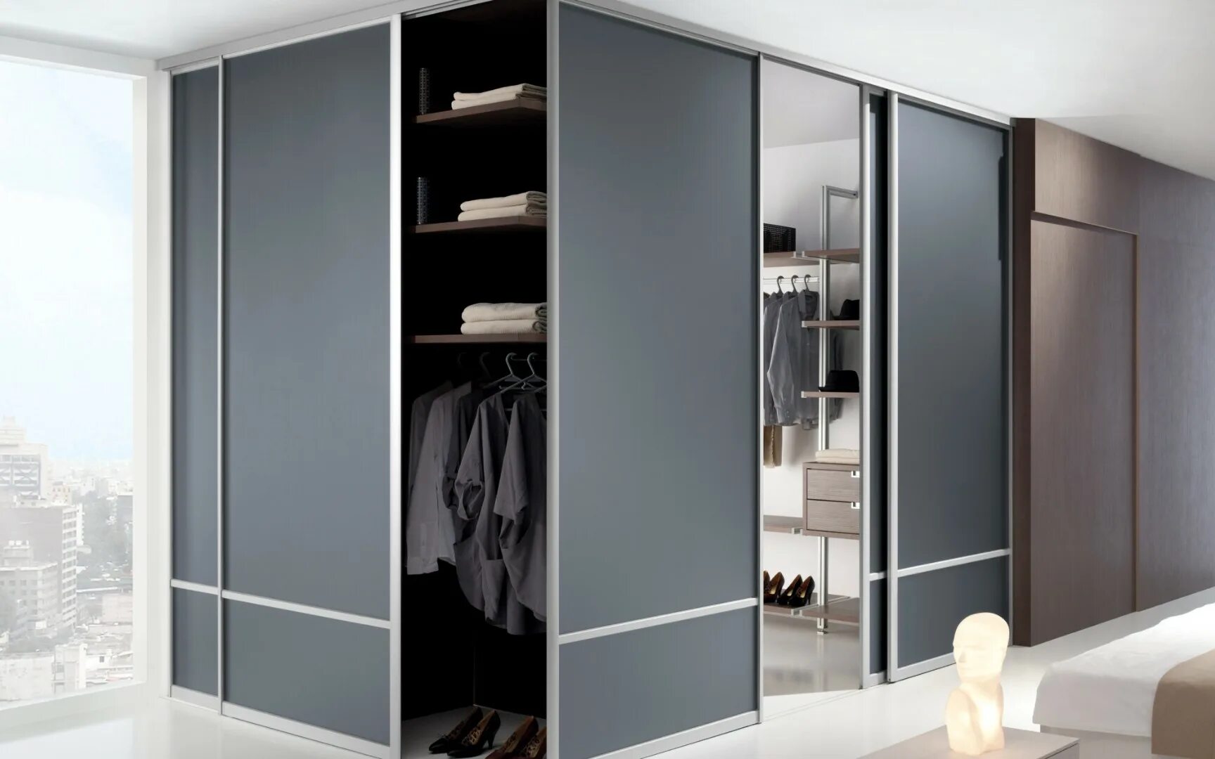 Встроенный шкаф современный дизайн. Шкаф купе Sliding-Door Wardrobe. Угловая система Командор. Угловая гардеробная аристо двери. Двери-купе для гардеробной аристо.