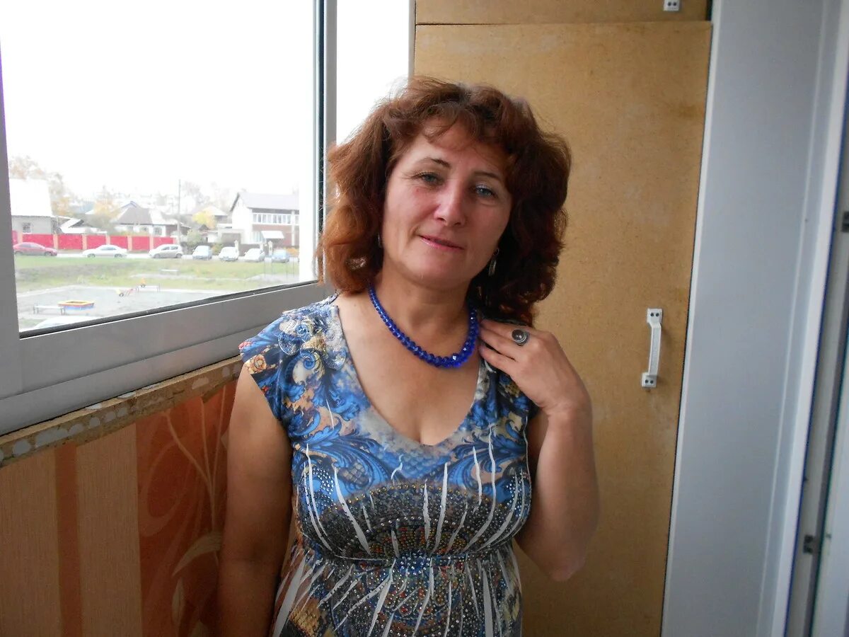 Женщины от 50 до 65. Русские женщины в возрасте домашнее. Женщины возраст лет город. Женщины возраст лет город. Женщины 50.