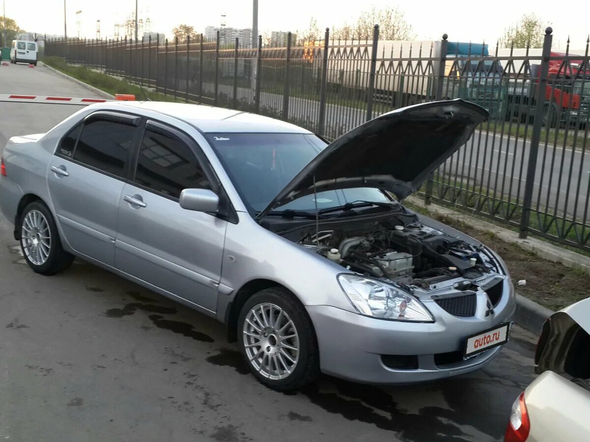 Лансер 9 серебристый. Mitsubishi Lancer 9 серебряный. Mitsubishi Lancer 9 2005 года серебристый. ФСО Лансер 9. Купить лансер 9 1.6 механика