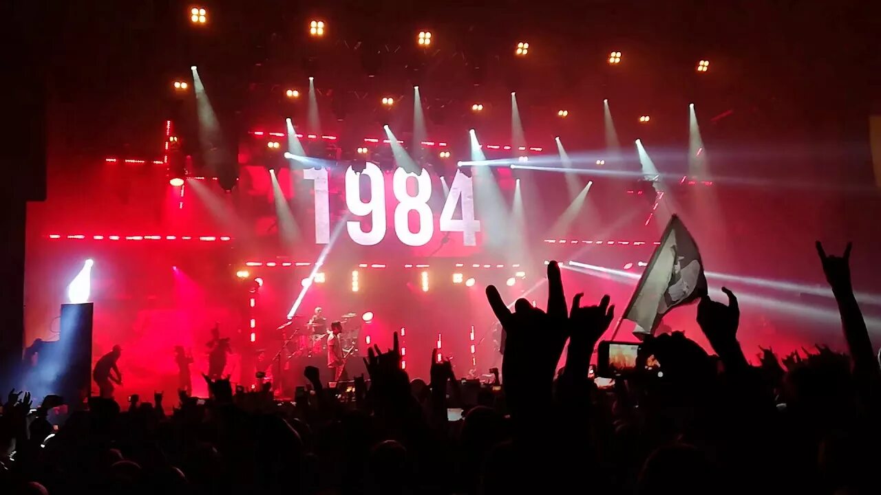 Louna 1984. Louna live. клип louna 1984. louna 1984 на английском.