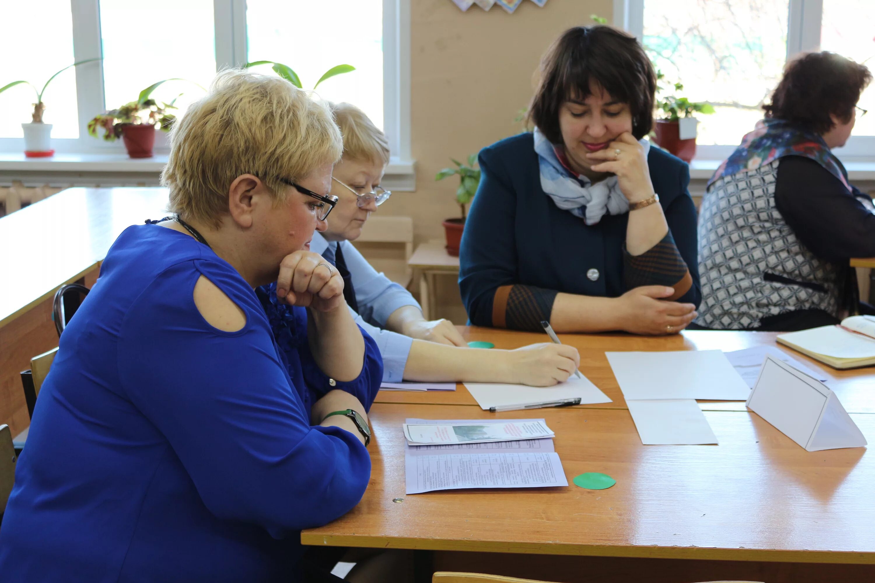 управление образования ирбейского района. управление образования ракитянского района район. управление администрации ракитянского района. совещание с руководителями доу. роно ракитное.