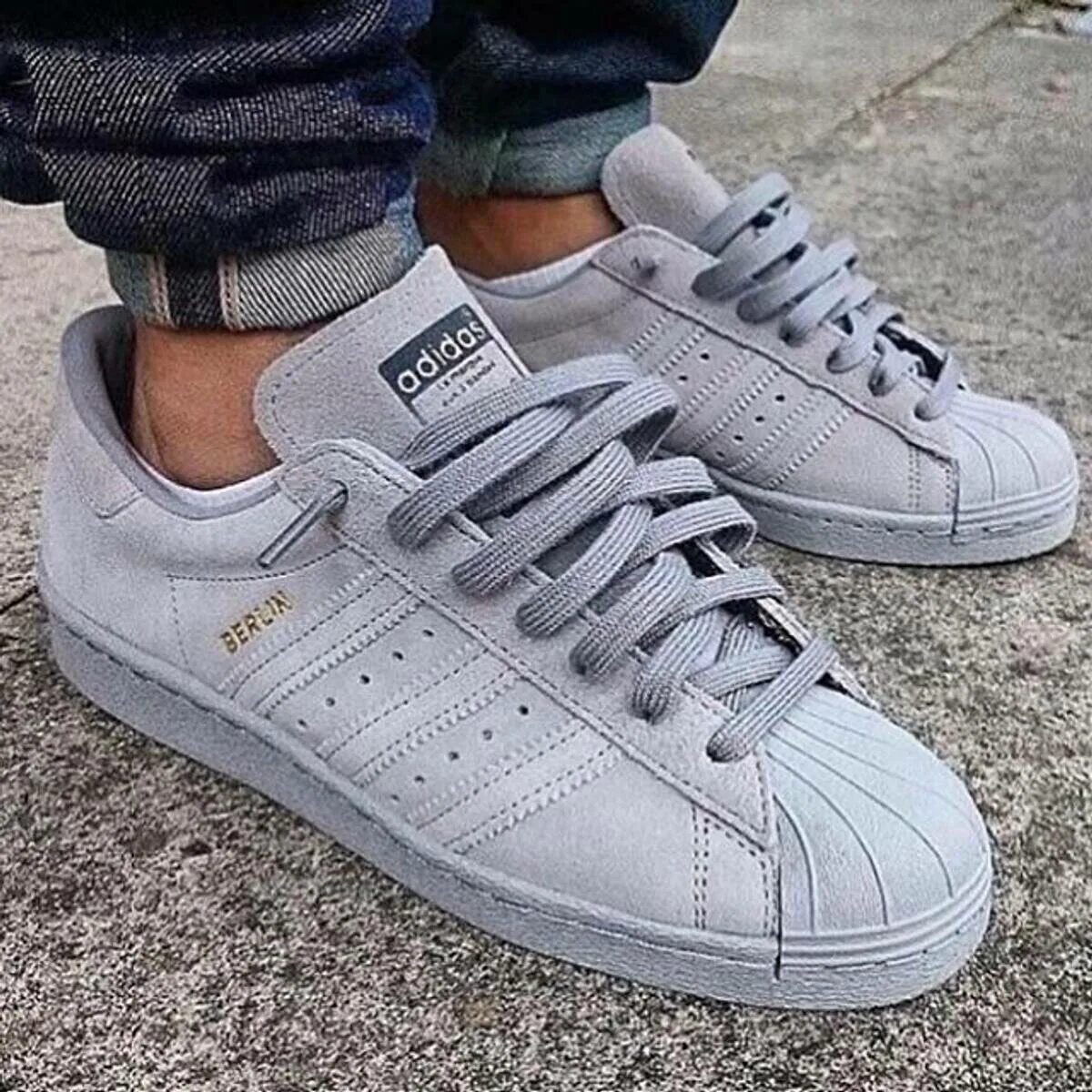 Купить кроссовки могилев. Adidas Superstar серые. Adidas Superstar Grey. Adidas кроссовки Superstar Grey. Adidas Superstar Berlin.