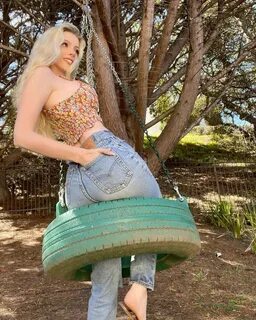 MsFiiire: биография модели, актрисы и косплей-блогерши.