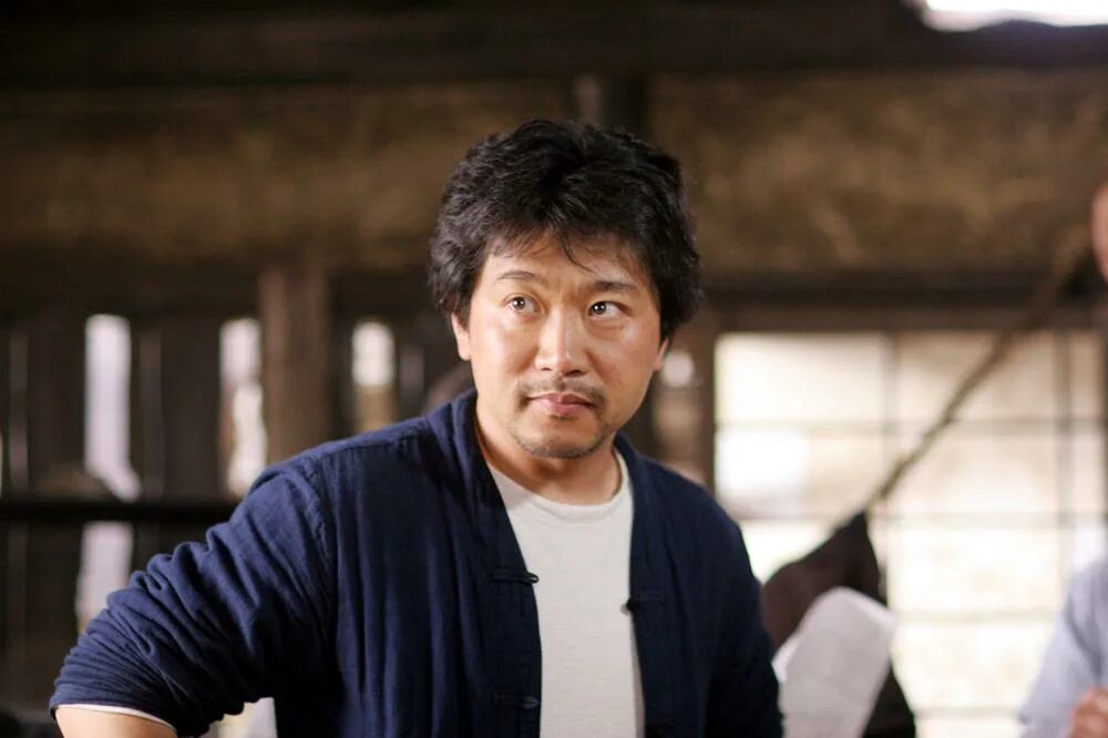 Хирокадзу корээда режиссер. Хирокадзу корээда. Хирокадзу корээда. Золотая пальмовая ветвь каннского кинофестиваля 1958. Хирокадзу като.