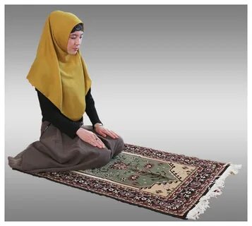 Түкті есегі бар әйел видеоға түсіп жатыр