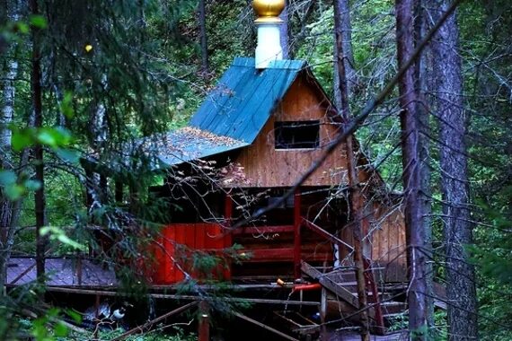 Родник святого луки в большой мурте. Родник родничок. Ясенецкий родник. Родник презентация. Святой родник в кисловодске.