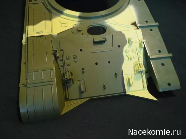 модель т 72 б3 трумпетер. мотор танка т55. усилитель мощности на 2х гу72 блок питания. моторный отсек танка т-72. корпусе 72.