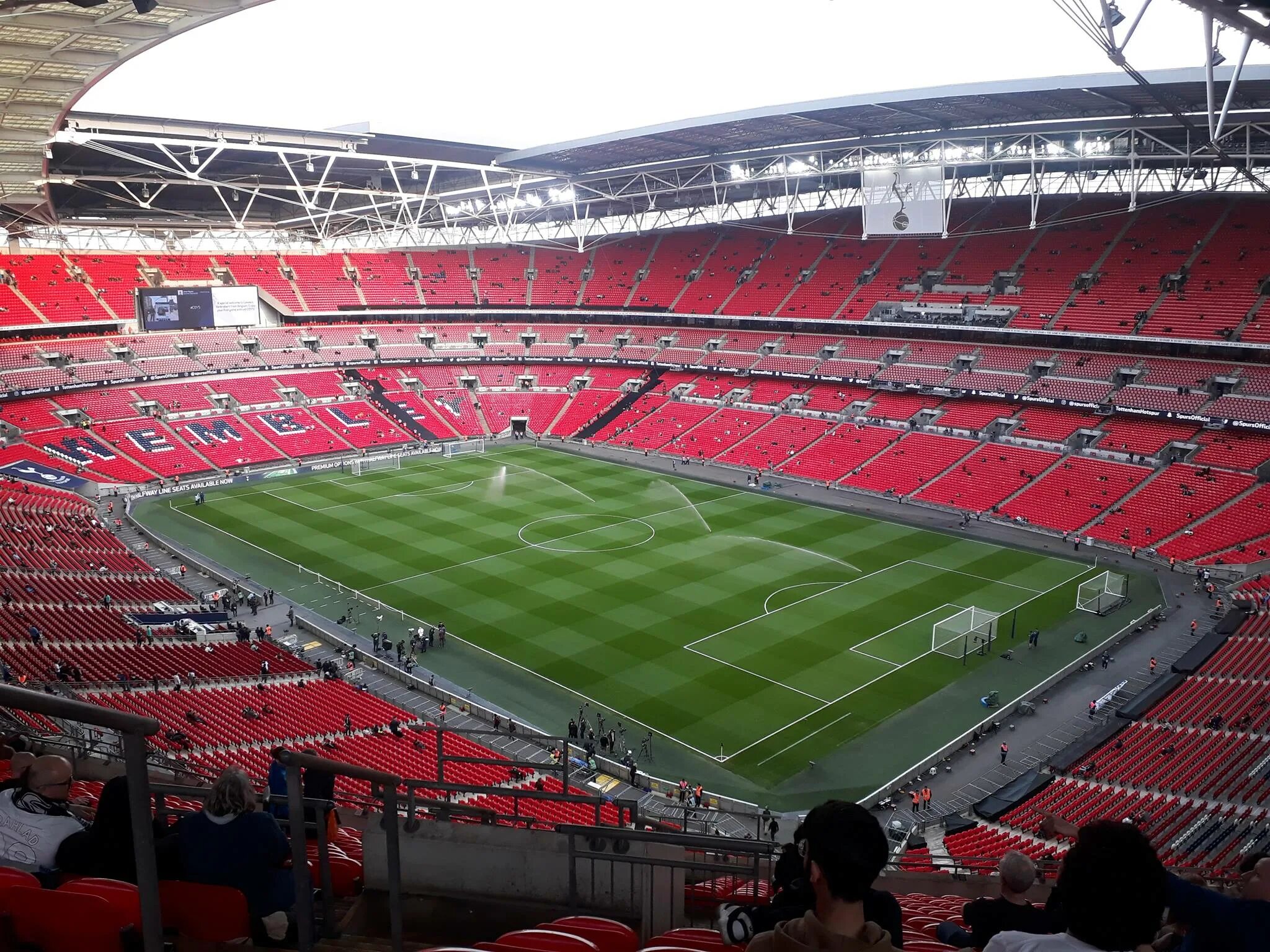 Стадион Уэмбли. Эмпайр Стэдиум. Wembley Stadium чей стадион. Уэмбли стадион ЛЧ.