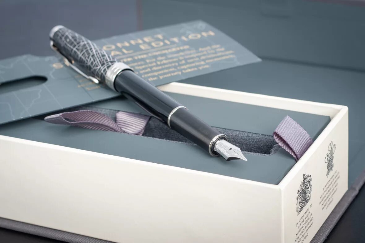 Parker im special edition. Parker limited edition. Паркер сонет перьевая speshial. Parker special edition. Parker special edition.