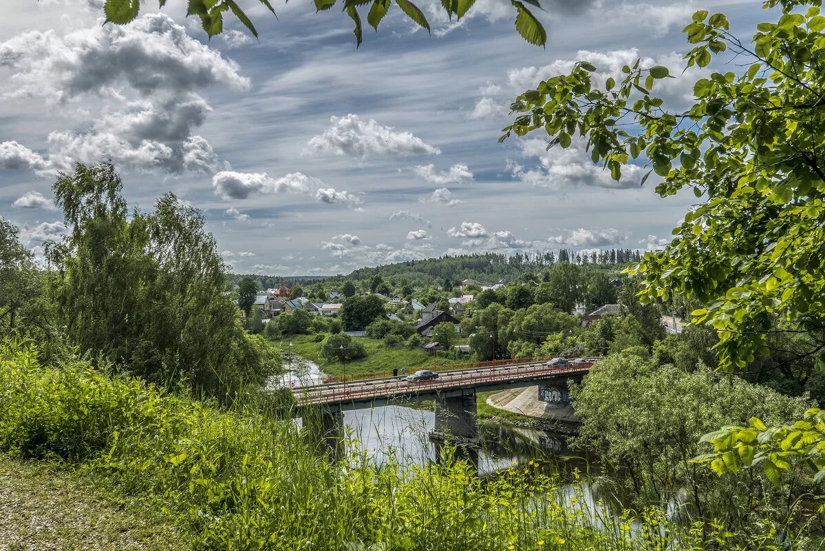 Город Руза. Река Руза Московская область. Руза Московская область городок. Руза Московская область река мост.