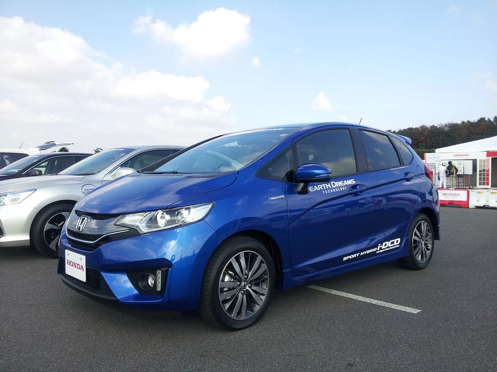 хонда джаз 2014. хонда фит 2015 года гибрид. Honda fit hybrid 2016. Honda fit 2015 гибрид. Honda fit hybrid.